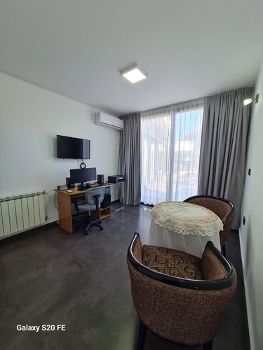 Casa 5 Dormitorios Y Pileta En Causana