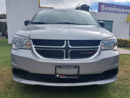 Imagen 8 de 13 de Dodge Grand Caravan 2018 5p Se V6/3.6 Aut