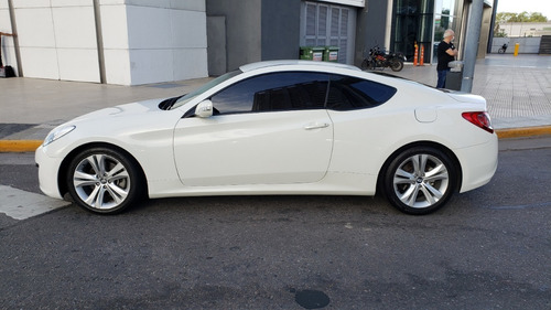 Hyundai Genesis 2.0t 2012 73000kms Impecable