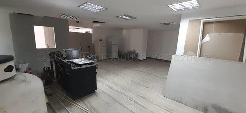 Imagen 18 de 30 de Galpon En Venta Este Barquisimeto, Amplio Estacionamiento, Info. 0424-5325471, Codigo 22-17700 Mf