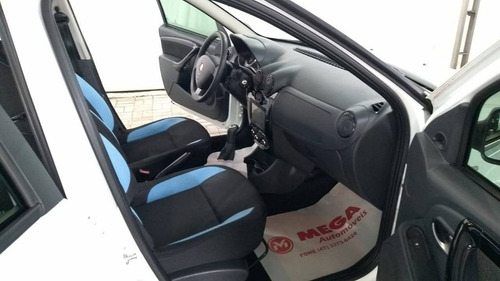 Renault Sandero 1.0 Expression 16v Flex 4p Manual