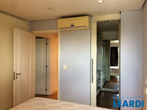 Imagem 14 de 15 de Apartamento - Alphaville - Sp - 531668