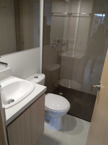 Imagen 8 de 14 de Apartamento En Venta Itagüí A Tres Cuadras Del Parque