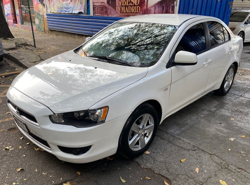 Imagen 2 de 14 de Mitsubishi Lancer