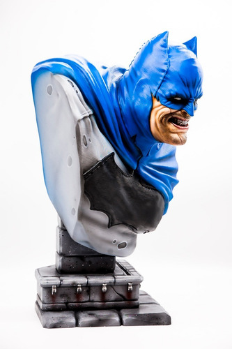 Imagen 4 de 4 de Figura Impresa En 3d Busto Batman Excelente Calidad Pintado