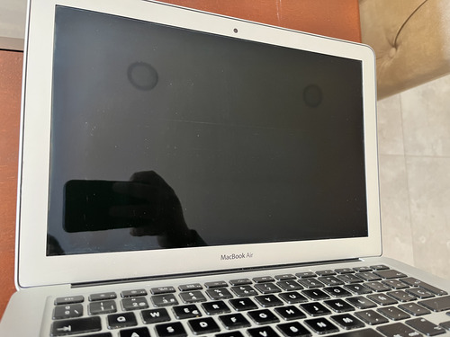 Macbook Air A1466 (pantalla Y Teclado) Plateado (Usado)