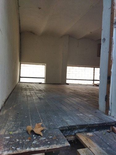 Local Con Vivienda