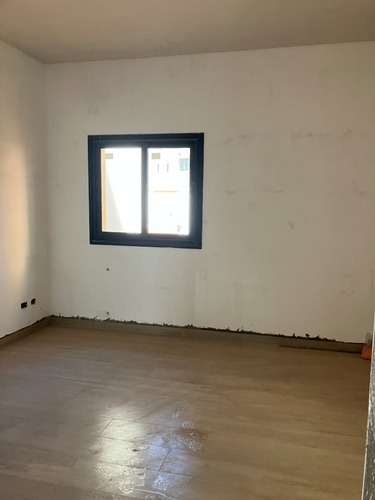 Venta De Departamento En Barrio Mediterraneo, La Providencia