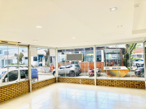 Imagem 3 de 17 de Loja Comercial No Córrego Grande - Lo0236
