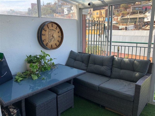 Departamento En Venta De 3 Dorm. En Valparaíso