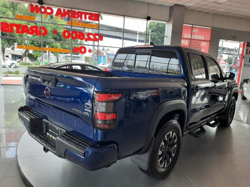 Imagen 4 de 5 de Frontier V6 Pro4x