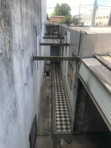 Imagen 6 de 19 de Casa Con Gran Potencial A Reciclar Lanus Este