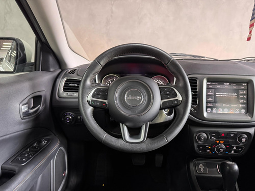Jeep Compass 2.0 16V FLEX LONGITUDE AUTOMÁTICO