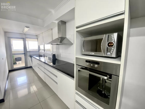 Apartamento En Alquiler Torre Lobos, Punta Del Este.