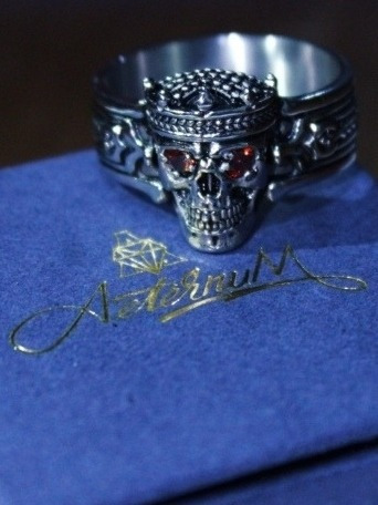 Anillo Rey Calavera Fabricado En Acero Inoxidable .