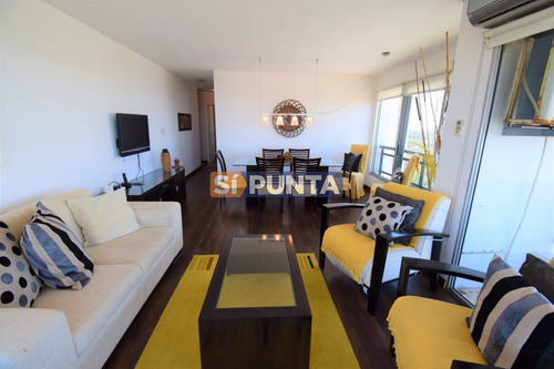 Imagen 12 de 30 de Pent House , 3 Dormitorios A Nuevo ! Con Servicios!