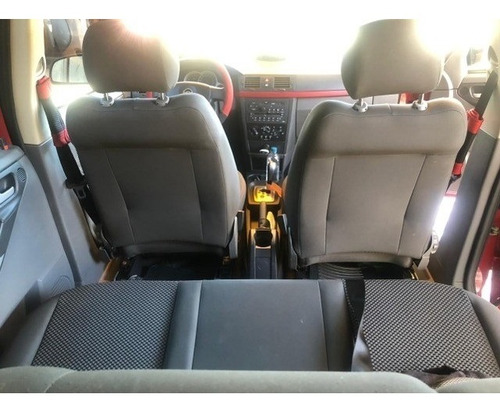 Imagem 3 de 9 de Meriva Chevrolet 2010 Completo