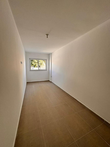 Departamento En Venta 2 Dorm. Con Patio