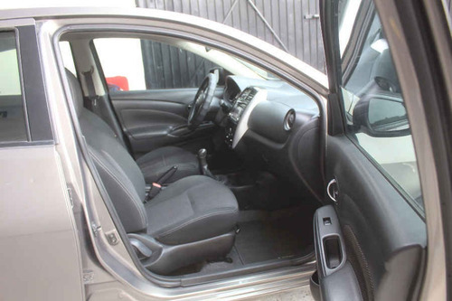 Imagen 13 de 15 de Nissan Versa 2017 4p Advance L4/1.6 Man