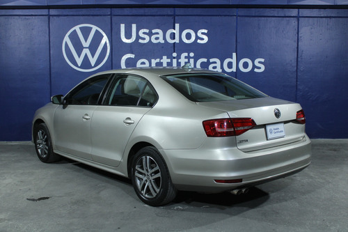 Volkswagen Jetta 2.5 Trendline Mt