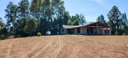 Venta De Parcela De 9400 M2 Con Casa En Huiscapi, Loncoche.
