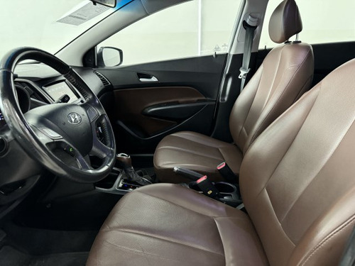 Hyundai HB20 HB20 1.6 PREMIUM 16V FLEX 4P AUTOMÁTICO