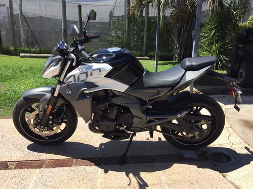 Moto Cfmoto Nk400