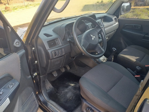 Imagem 4 de 8 de Mitsubishi Pajero Tr4 2009 2.0 Flex 5p