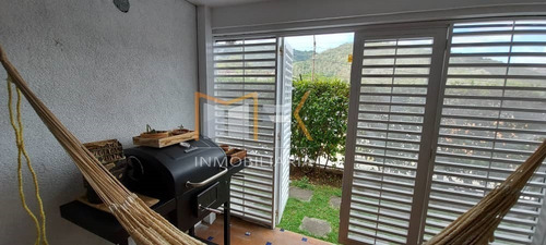 Imagen 28 de 28 de Mk, Vende Apartamento Semi Amoblado Urb Parque Caiza / 04128517764