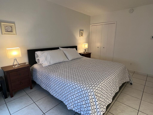 Hermoso Departamento En La Mejor Zona De Miami Beach.