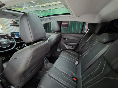 Peugeot 208 1.6 Feline Tiptronic
