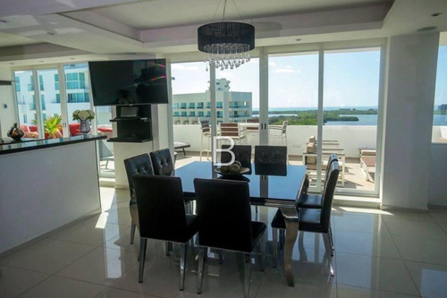 Penthouse Frente Al Mar En Venta En Cancún