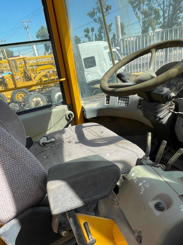 Imagen 6 de 6 de Cargador Marca Volvo L120e Año 2005