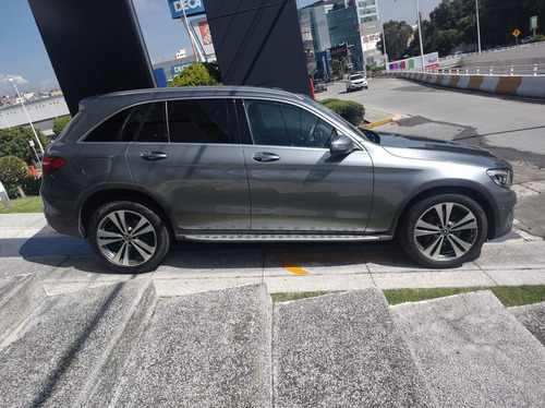 Imagen 6 de 15 de Mercedes-benz Clase Glc 300 Sport Gris 2019