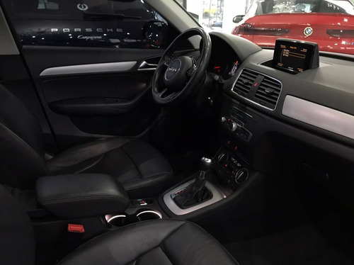 Audi Q3 2.0 Tfsi Ambiente Quattro 4p Gasolina S Tronic
