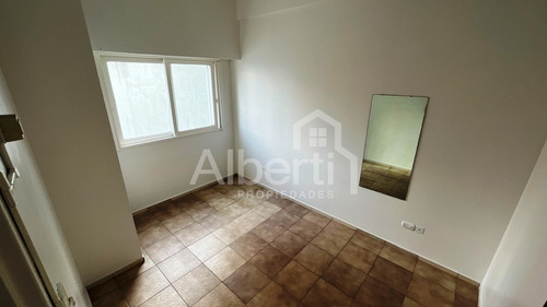 Venta Depatramento 2 Ambientes Ramos Mejía Centro.