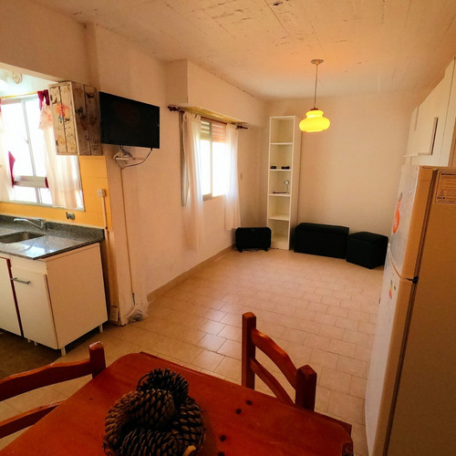 Imagen 8 de 21 de ¿soñas Con Una Vista Directa Al Mar? Este Departamento 1 Ambiente, Con Cochera Es Para Vos! Oportunidad. Oferta.