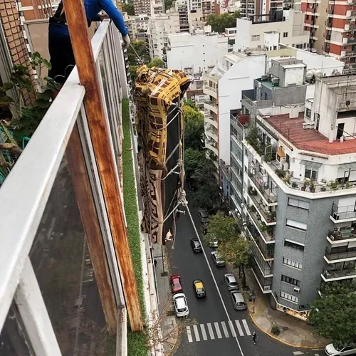 Agencia De Peones Mudanzas Fletes Contenedores Caba