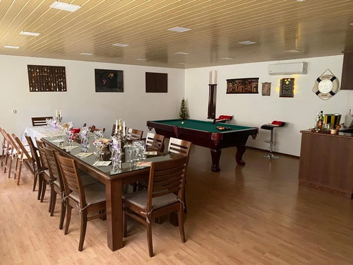 Vendo En Colon Casa Con Piscina , Barbacoa De 3 Dorm. Y Gar