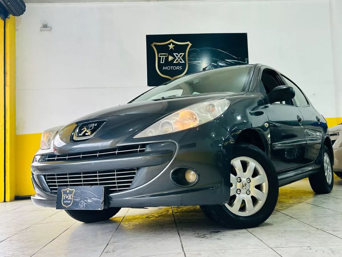 Peugeot 207 1.4 Xr Flex 5p