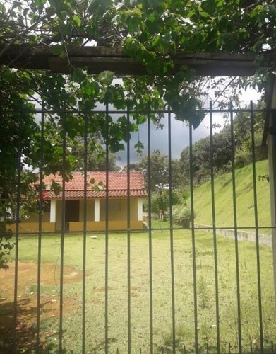 Imagem 18 de 30 de Chácara 22.400m2, Rica Em Água Com Riacho, 3 Casas Sendo 1 Sede E 2 Casas De Caseiro, Pomar, Topografia Plana, Ótima Localização - Ch00218 - 70678592
