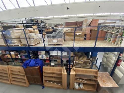 Imagen 4 de 17 de Bodega En Venta En Santiago