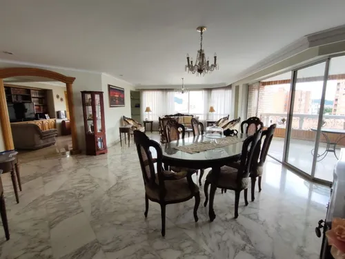 Apartamento En Venta En Laureles. Cod V20454