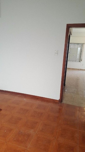 Departamento En Venta En Bernal Oeste