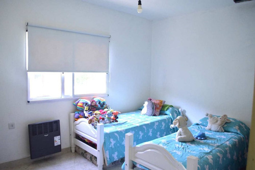 Casa En Venta Con Pileta En Barrio Ruta Del Sol