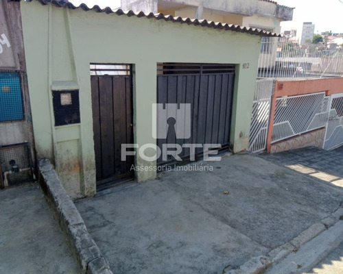 Imagem 3 de 13 de Vendo Casa Na Vila Ipiranga Em Mogi Das Cruzes. Imobiliárias De Mogi Das Cruzes. 2 Dorm, Sala, Cozinha, Banheiro. - Ca00196 - 69840523