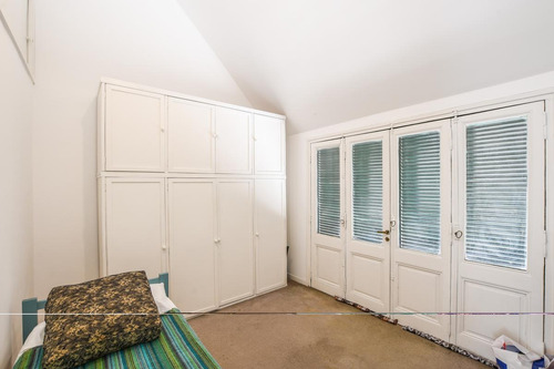 Casa De 3 Dormitorios En Venta Con Pileta Y Quincho Fisherton