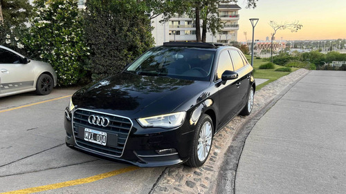 Imagen 4 de 18 de Audi A3 1.8 Tfsi Sportback 180 Cv At Alcantara 2013