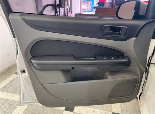 Ford Focus Ii 2.0 Exe Sedan Trend