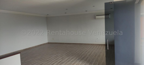 Imagen 3 de 13 de Apartamento En Alquiler Urb. Lomas De La Lagunita # 23-10144